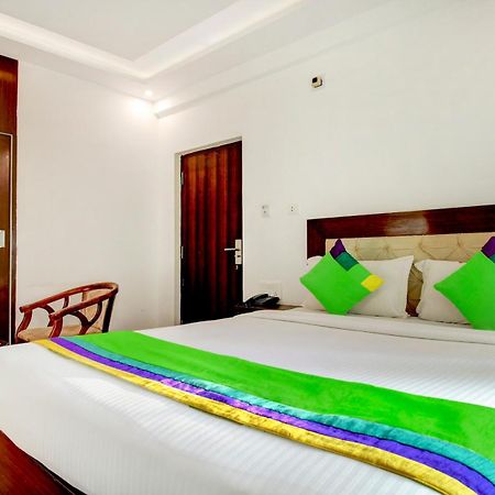 Treebo The Sai Leela Suites R T Nagar Bangalore Exterior foto