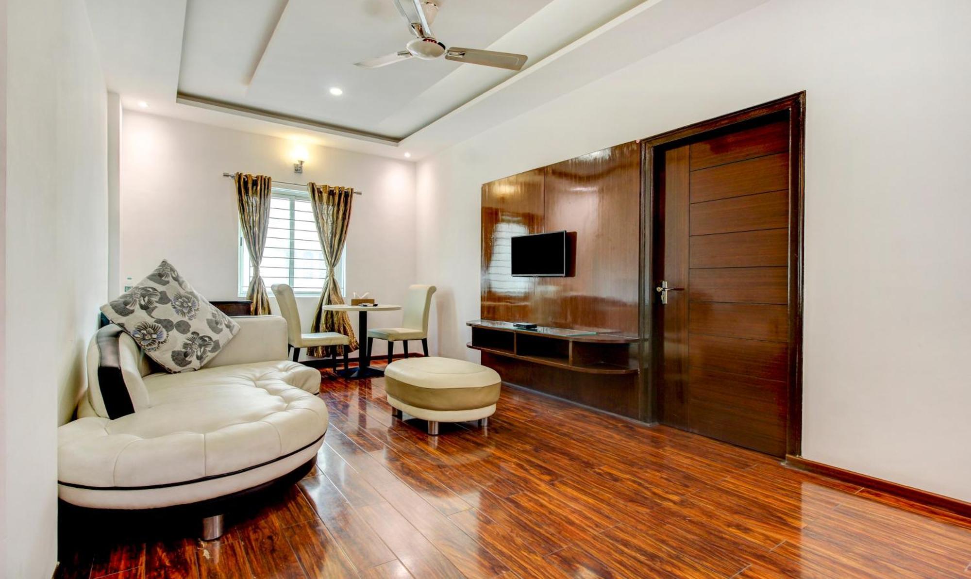 Treebo The Sai Leela Suites R T Nagar Bangalore Exterior foto