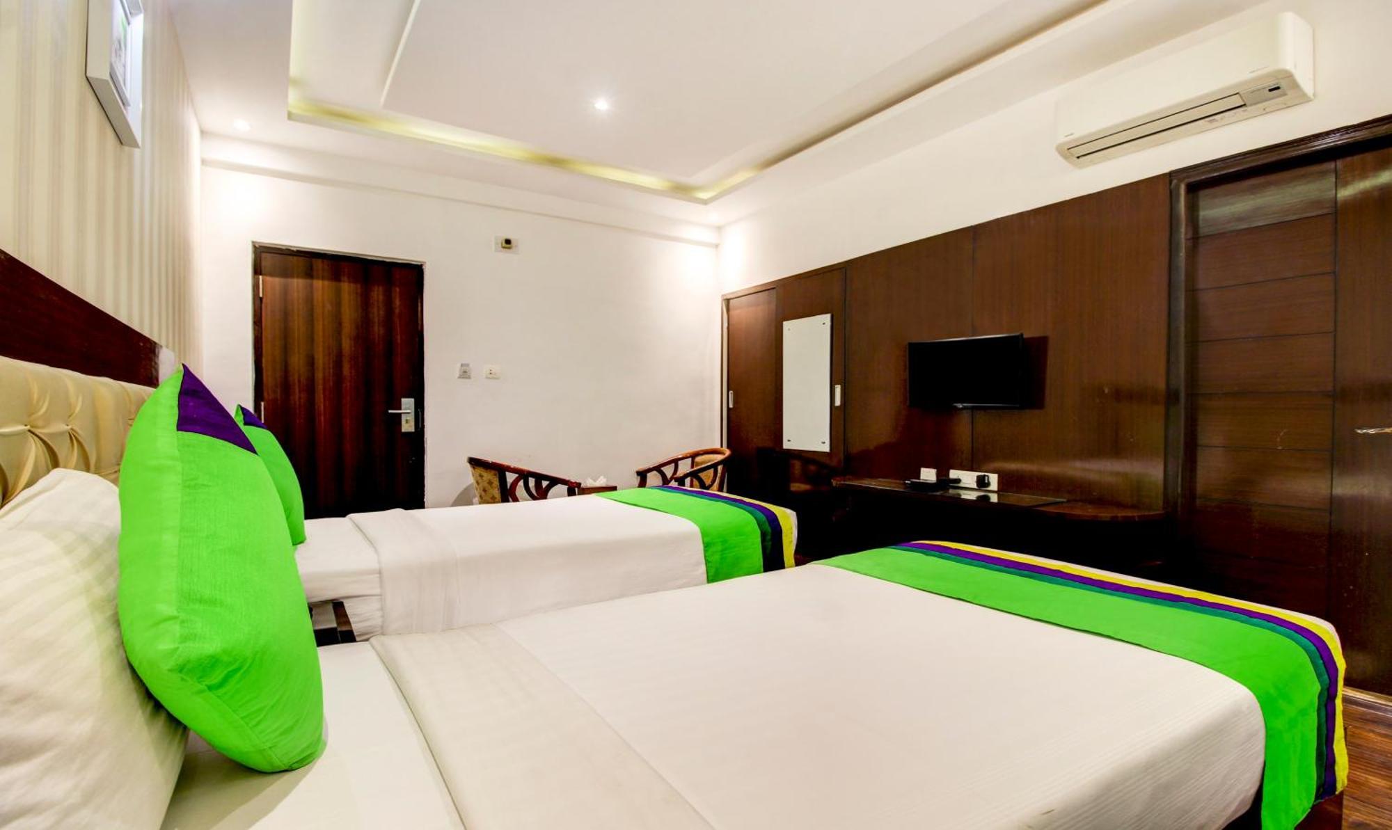 Treebo The Sai Leela Suites R T Nagar Bangalore Exterior foto
